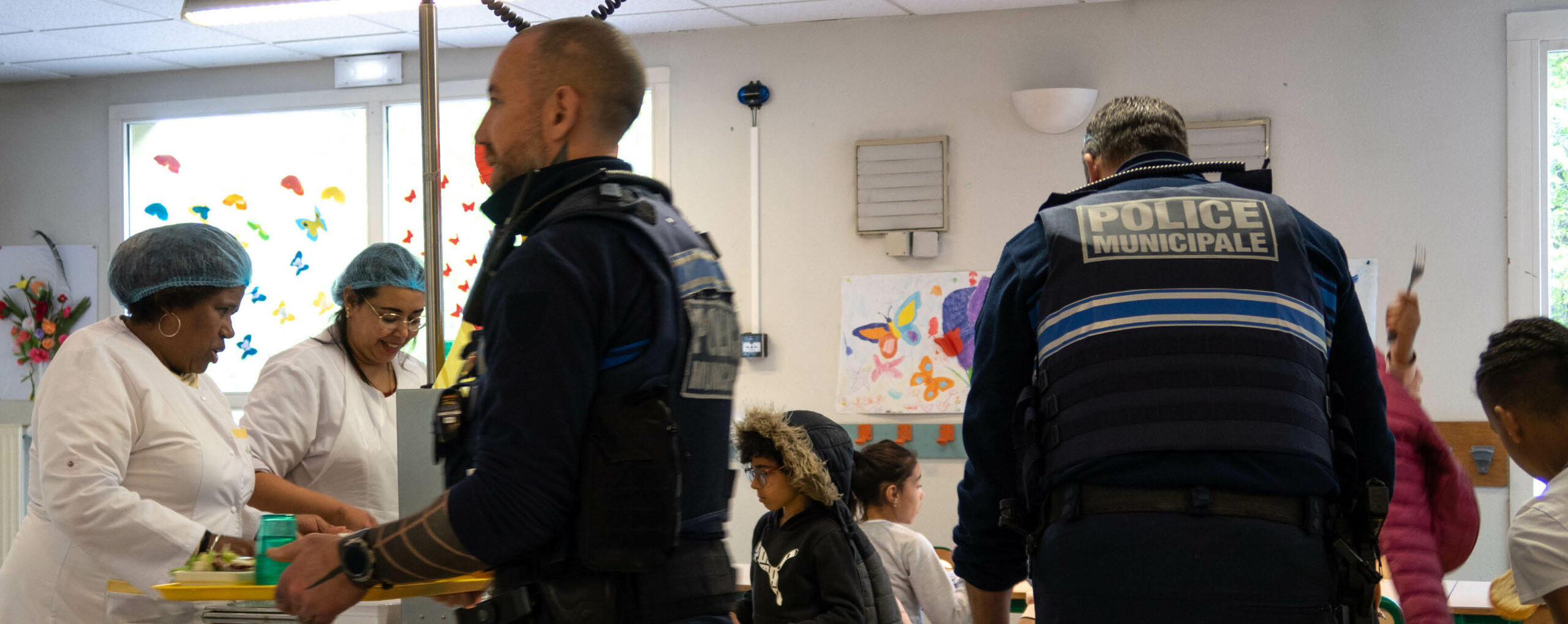 Les agents de la Police Municipale de Villefontaine vont à la rencontre des enfants